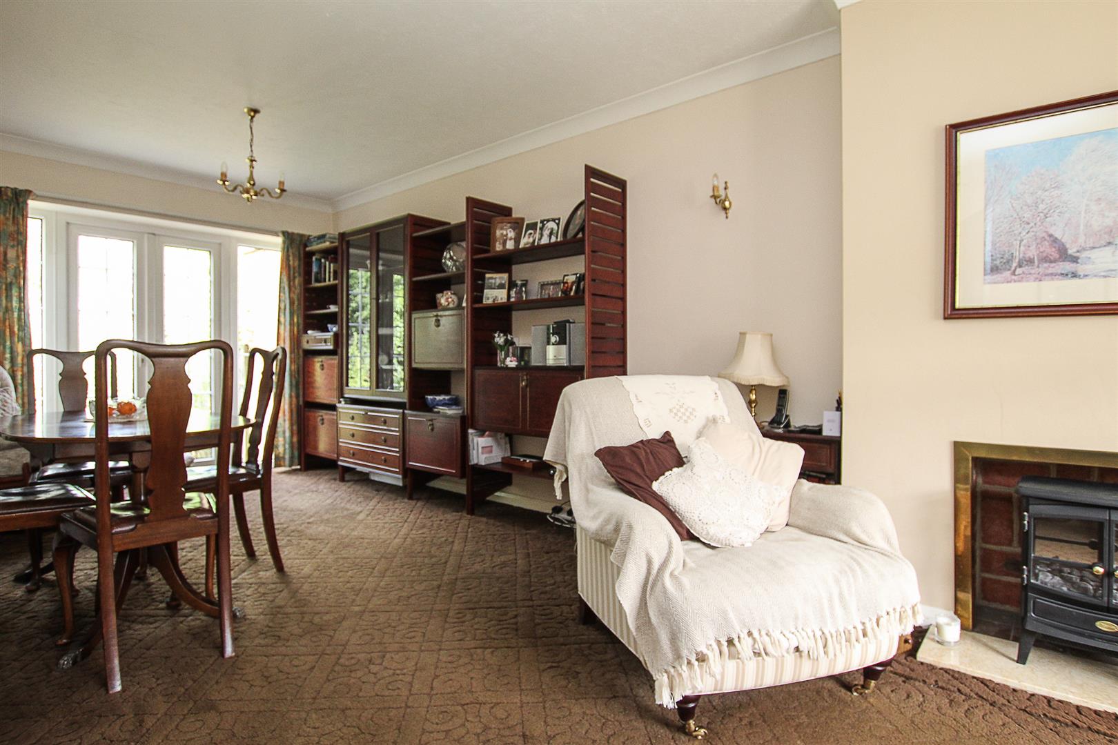 Lindsey Close, Brentwood Keith Ashton